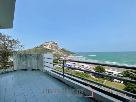 2 Bed Condo With Sea And Mountain Views