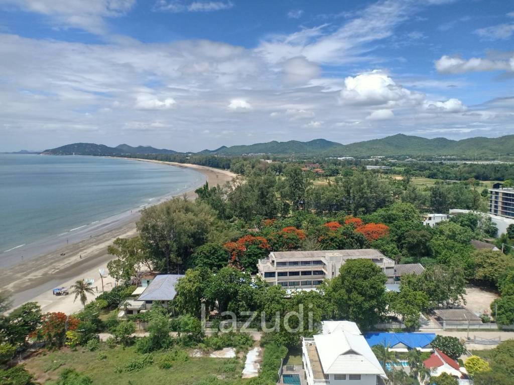 2 Bed Condo With Sea And Mountain Views
