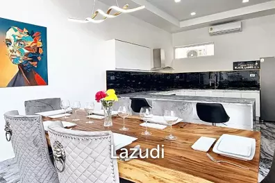 6 Beds 7 Baths 585 SQ.M. Brand New Villa on Pratumnak Hill