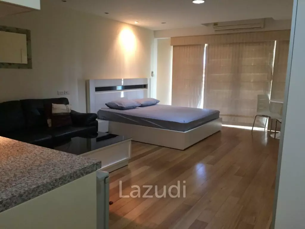 Studio for rent in Emerald Palace Pratamnak