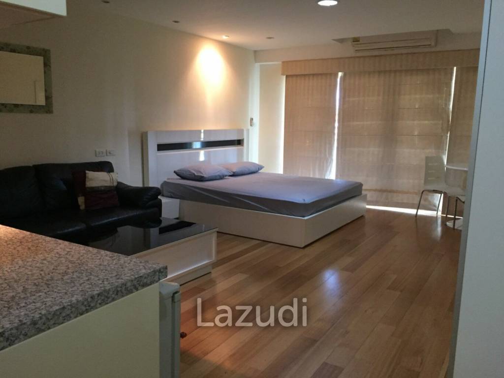 Studio for rent in Emerald Palace Pratamnak