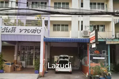 3 Storey Building for Sale in Sattahip