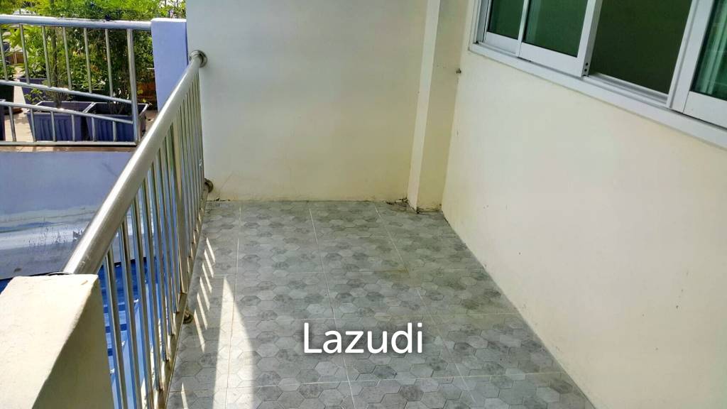 3 Storey Building for Sale in Sattahip
