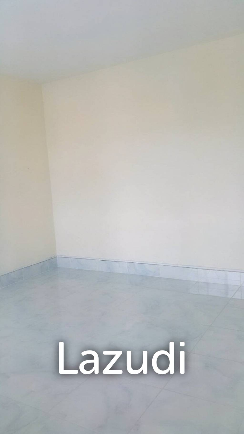 3 Storey Building for Sale in Sattahip
