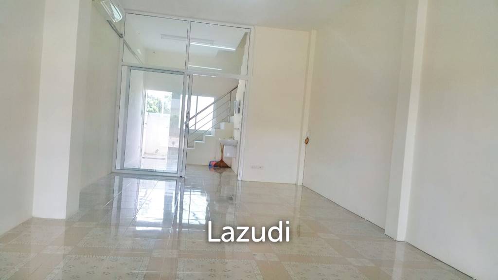 3 Storey Building for Sale in Sattahip