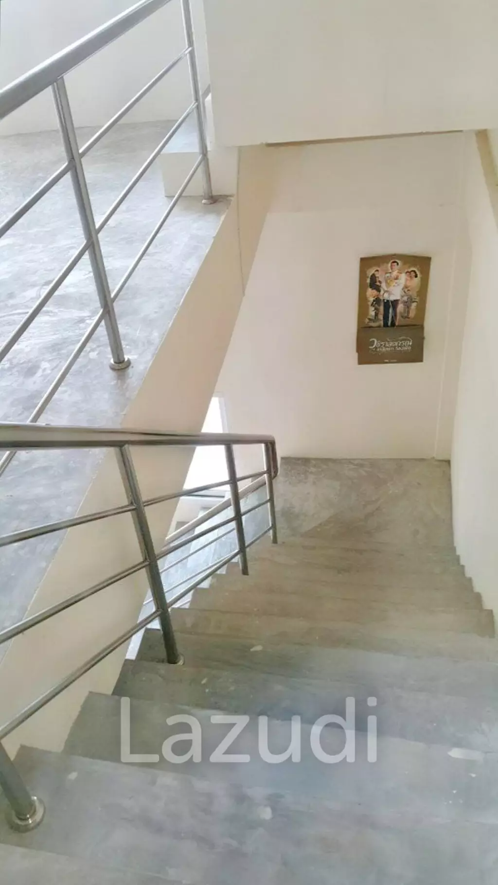 3 Storey Building for Sale in Sattahip