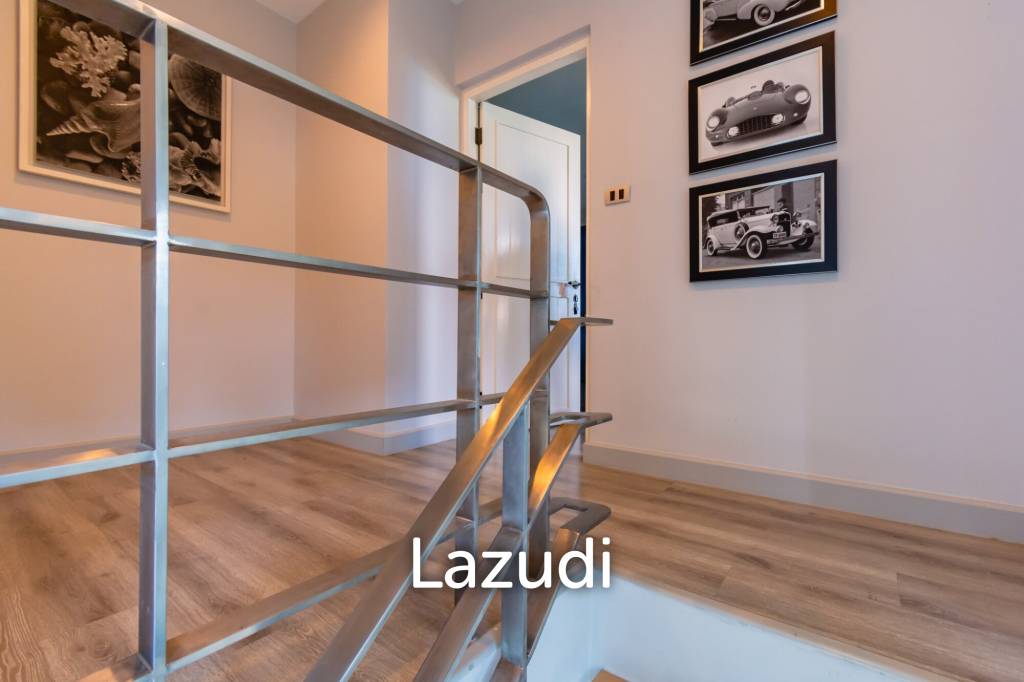 THE CREST SANTORA : Luxurious 3 Bed Beachfront Condo