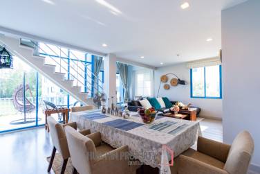 THE CREST SANTORA : Luxurious 3 Bed Beachfront Condo