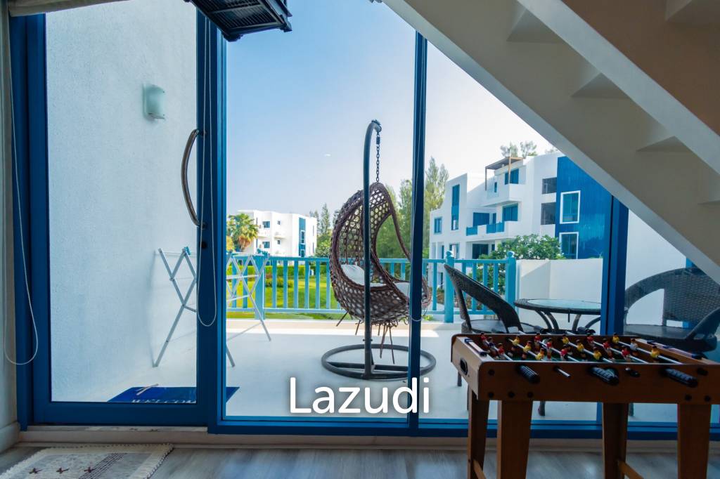 THE CREST SANTORA : Luxurious 3 Bed Beachfront Condo