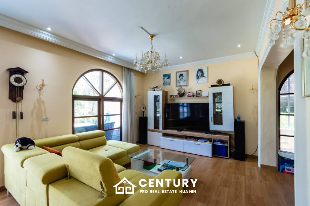 6,200 ตร.ม 11 เตียง โรงแรม For ขาย