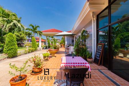 Life style resort with 4 guest villas in Cha am city.