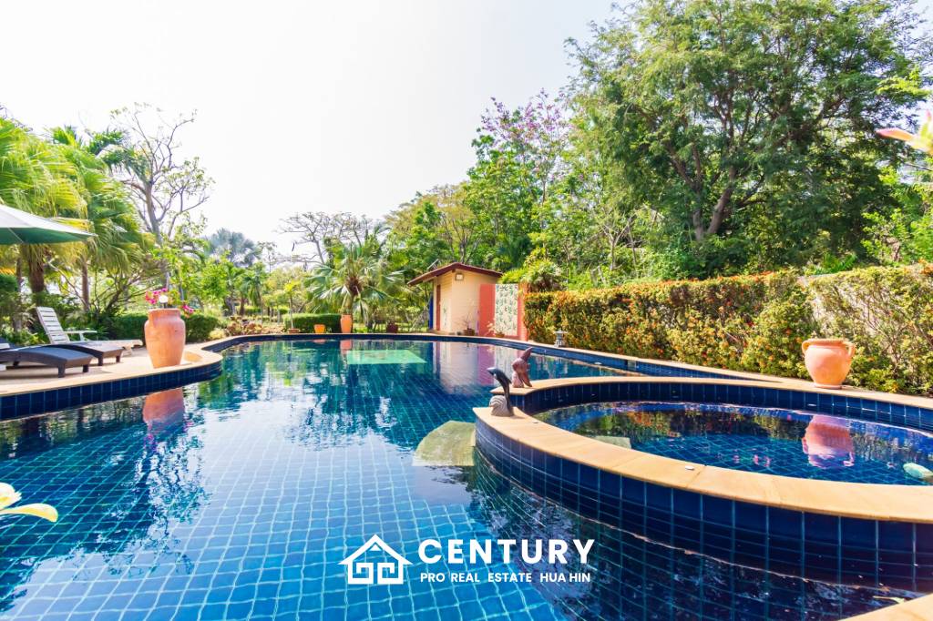 6,200 ตร.ม 11 เตียง โรงแรม For ขาย