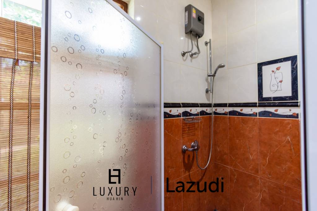 6,200 metro cuadrado 11 ` Hotel de Venta