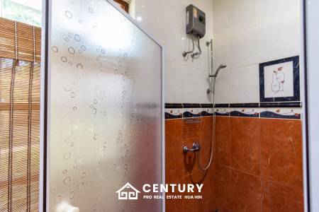 6,200 ตร.ม 11 เตียง โรงแรม For ขาย