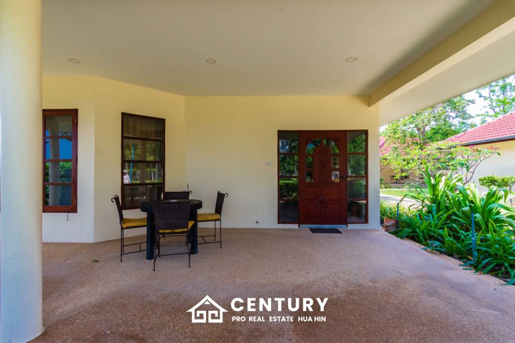 6,200 ตร.ม 11 เตียง โรงแรม For ขาย