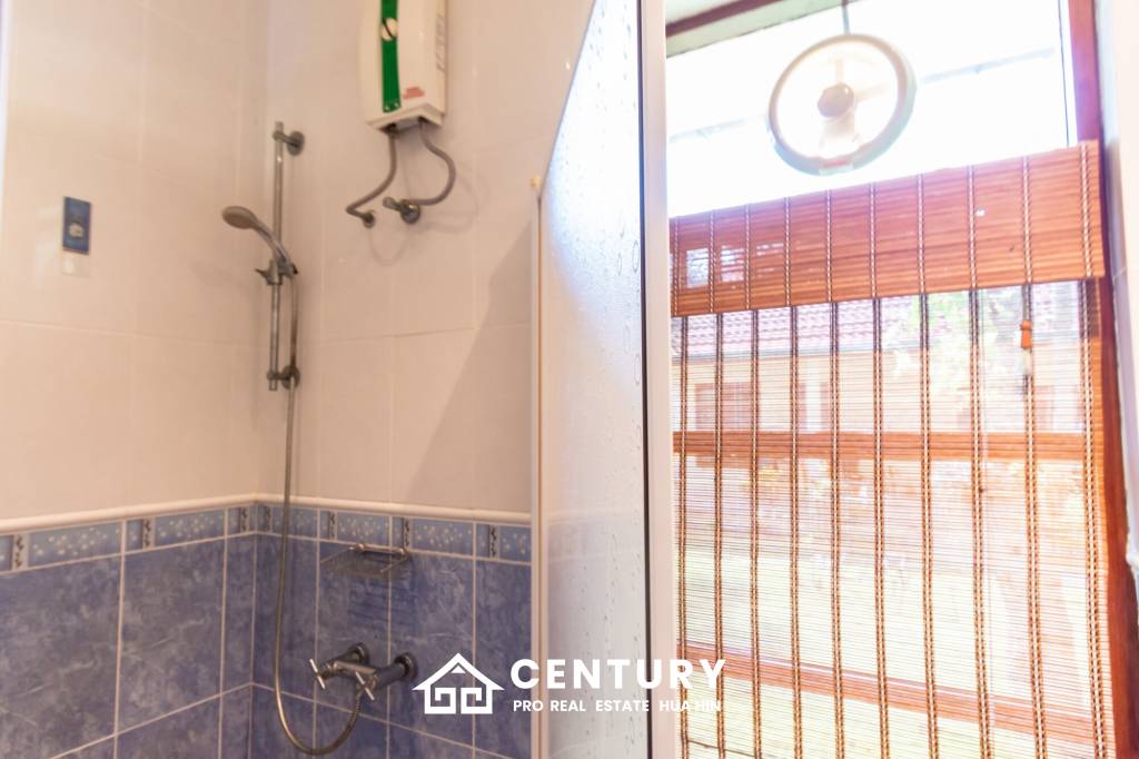 6,200 ตร.ม 11 เตียง โรงแรม For ขาย