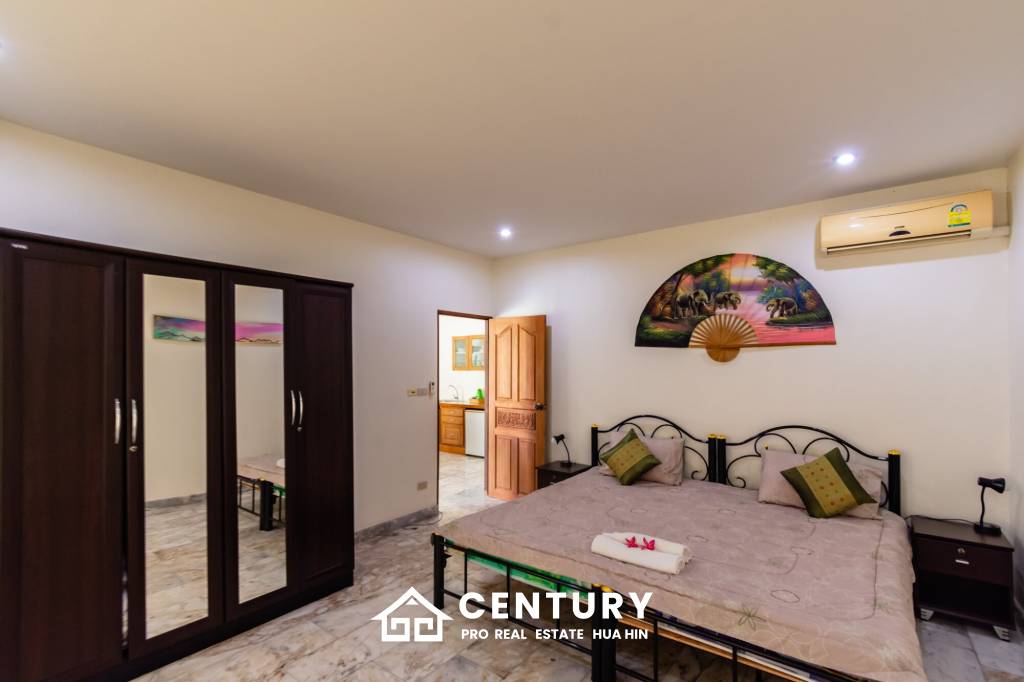 6,200 ตร.ม 11 เตียง โรงแรม For ขาย