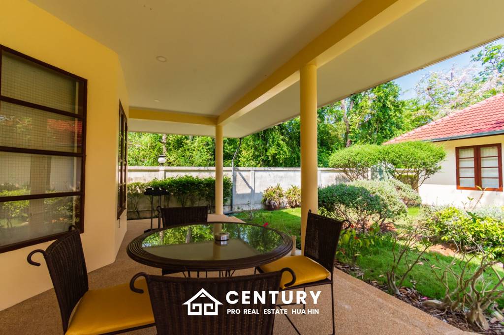 6,200 ตร.ม 11 เตียง โรงแรม For ขาย