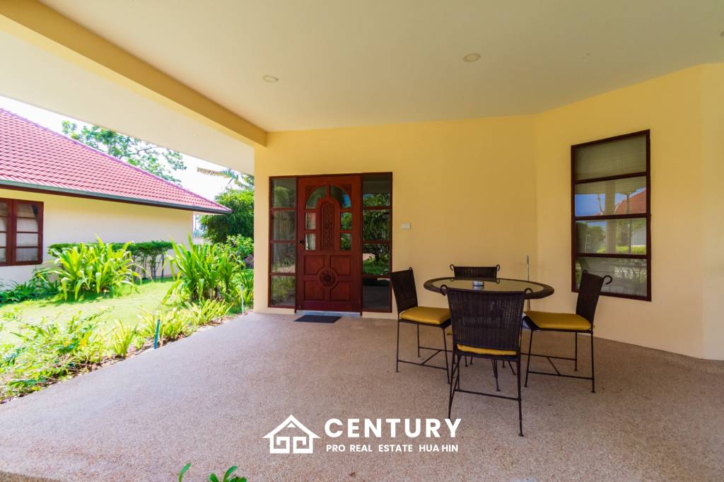 6,200 ตร.ม 11 เตียง โรงแรม For ขาย