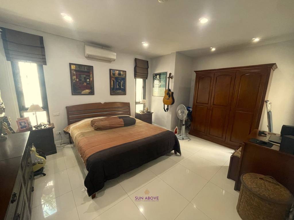 2 Beds House at the Waterfall Road For Sale