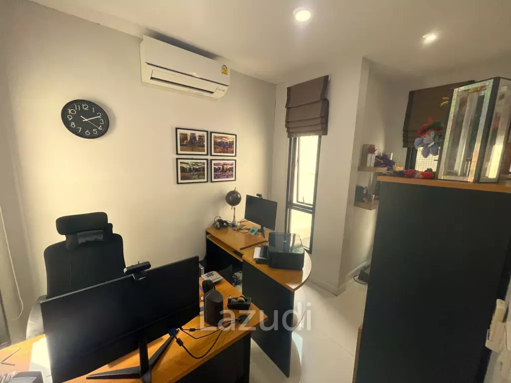2 Beds House at the Waterfall Road For Sale
