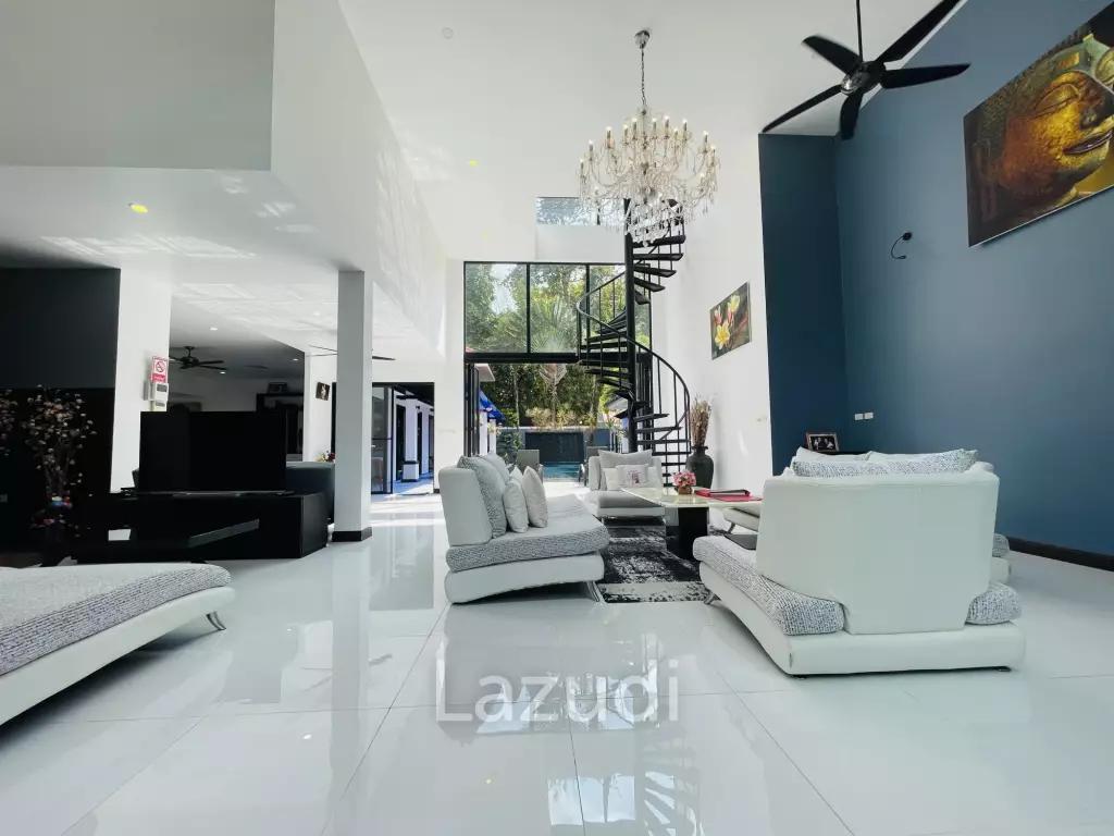 6 Beds 500SQ.M Superb Pool Villa