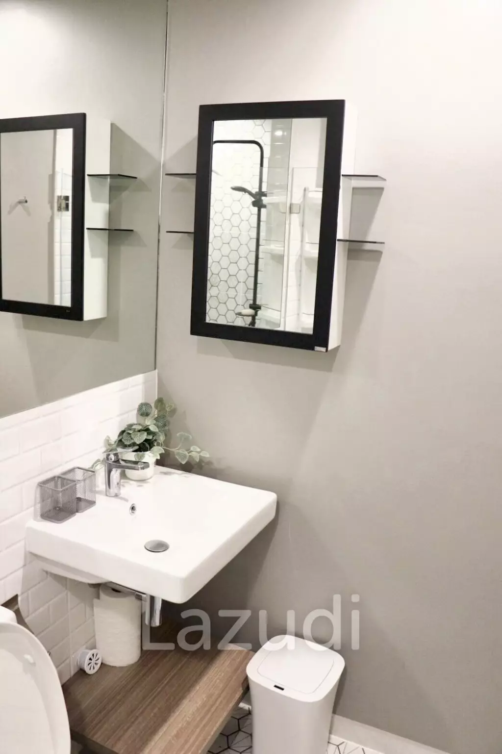 1 Bed 1 Bath 24 SQ.M Altitude Unicorn Sathorn-Tha Phra