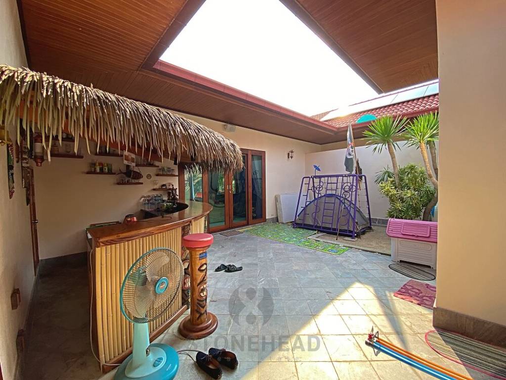 5 Bed 6 Bath Family Home For Sale on 1 Rai Land in Hana Mauka Village