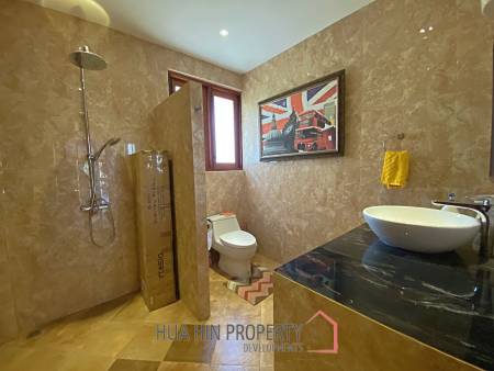 5 Bed 6 Bath Family Home For Sale on 1 Rai Land in Hana Mauka Village
