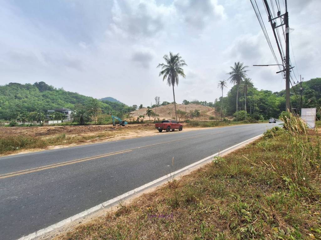 10,000 SQ.M Land For Sale Near  Phuket International Airport