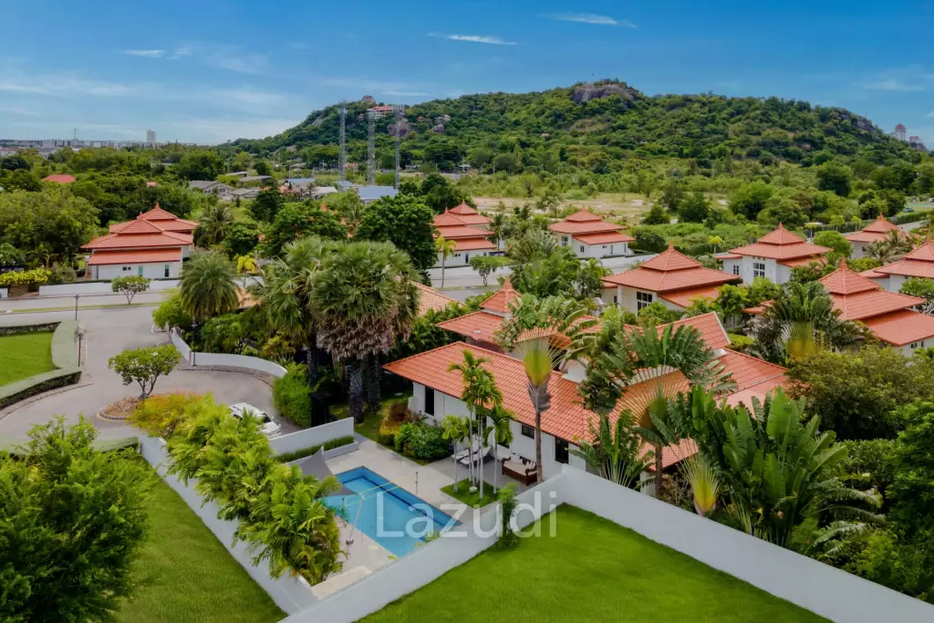 BELVIDA : Luxury 5 Bed Pool Villa