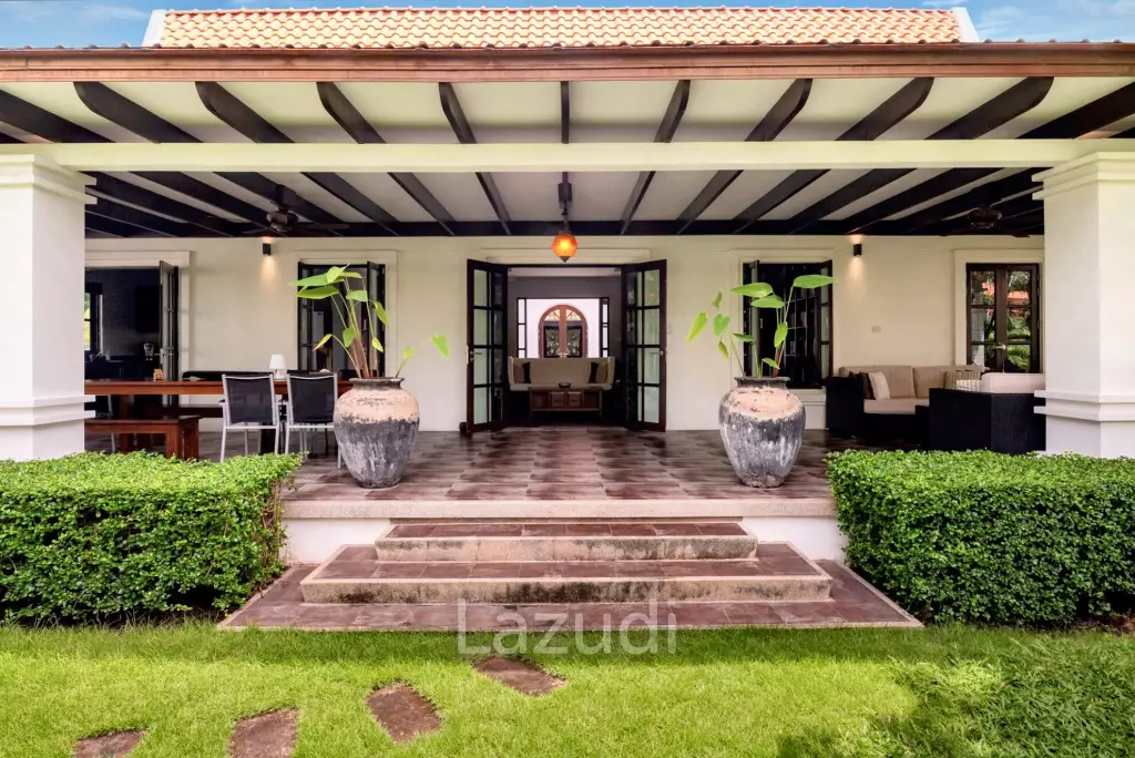 BELVIDA : Luxury 5 Bed Pool Villa