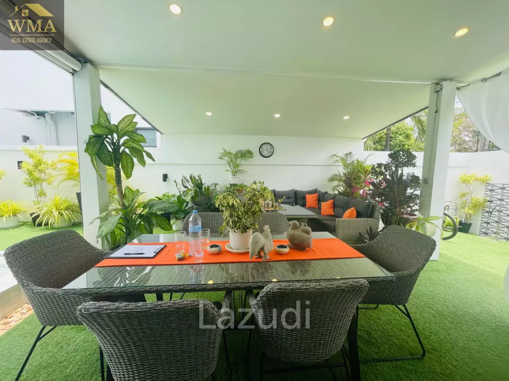 Luxury Villa For Sale – Rawai