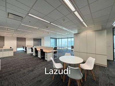 Ultra Luxury Office Space for rent in Phyathai
