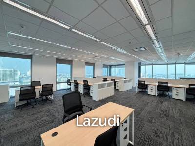 Ultra Luxury Office Space for rent in Phyathai