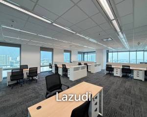 Ultra Luxury Office Space for rent in Phyathai