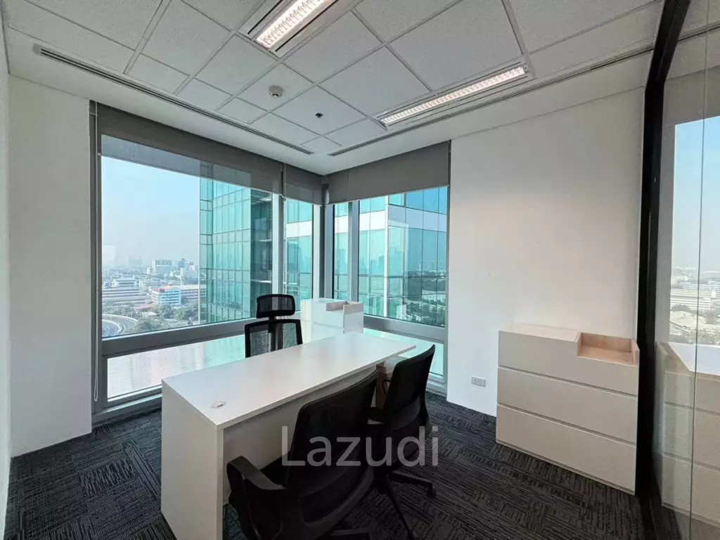 Ultra Luxury Office Space for rent in Phyathai