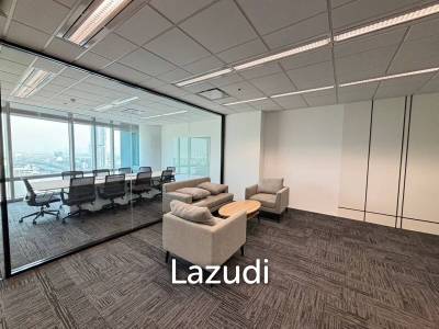 Ultra Luxury Office Space for rent in Phyathai