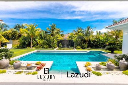 684 ตร.ม 3 เตียง 3 อาบน้ำ วิลล่า For ขาย