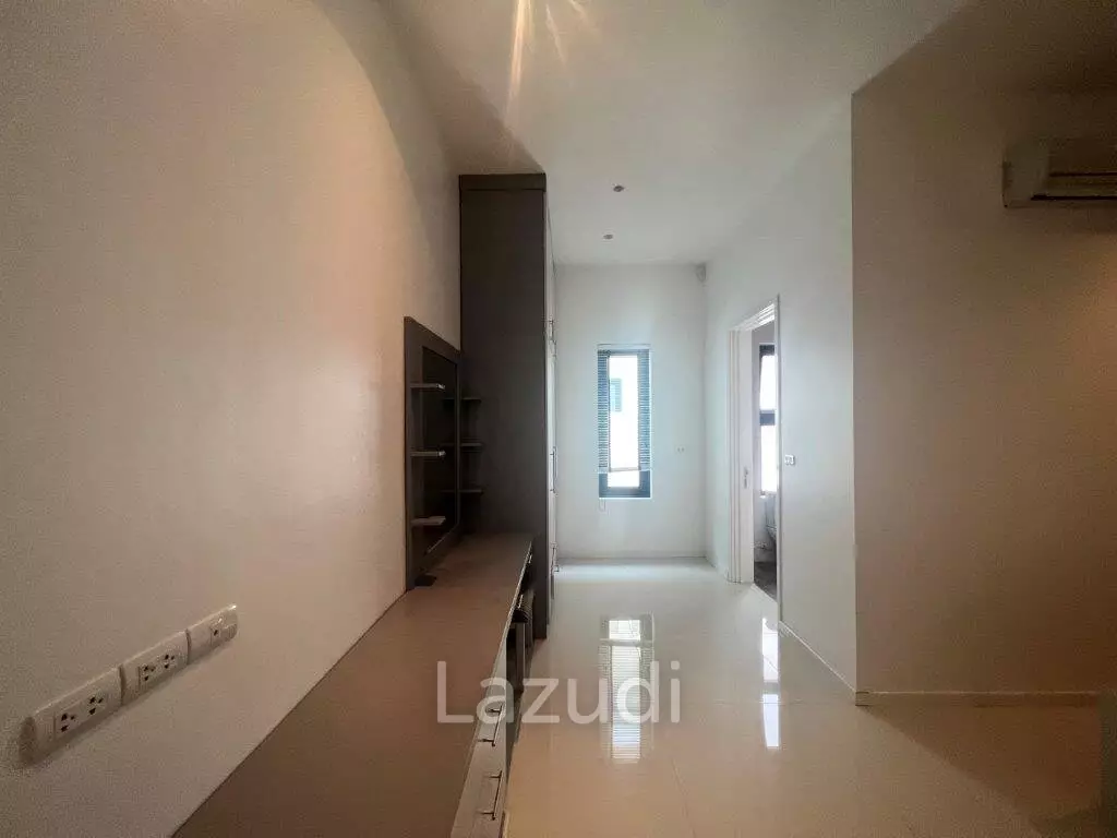THE CLOUDS 1 : Quality 3 bed pool villa
