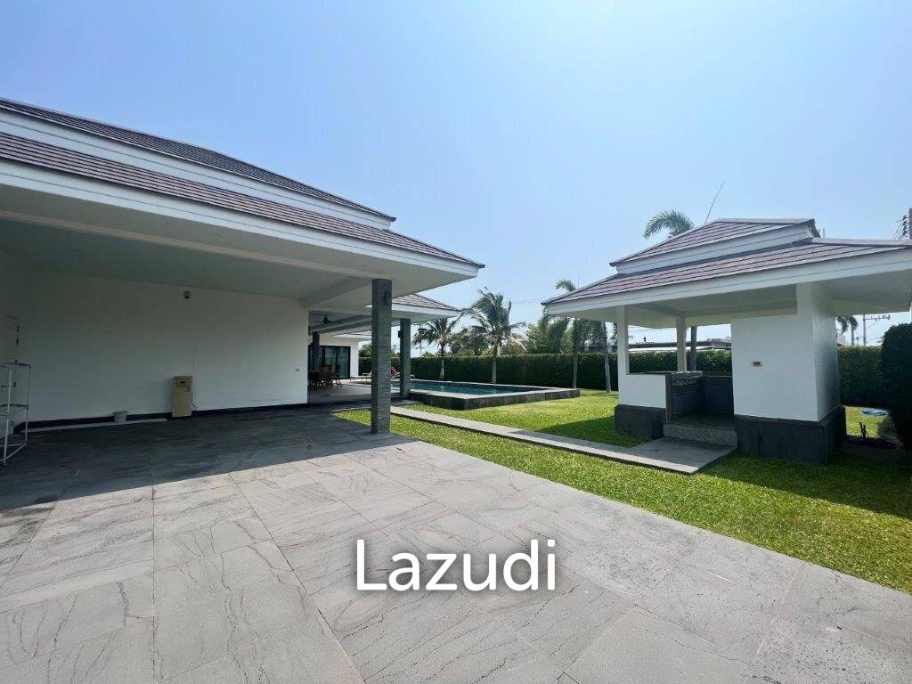 THE CLOUDS 1 : Quality 3 bed pool villa