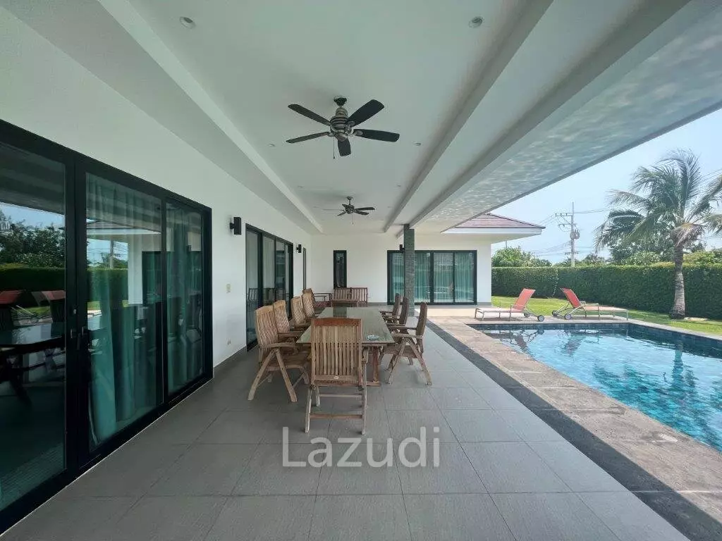 THE CLOUDS 1 : Quality 3 bed pool villa