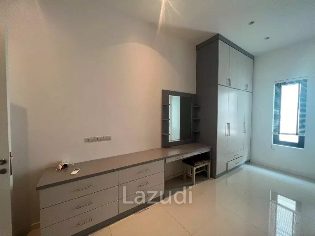 THE CLOUDS 1 : Quality 3 bed pool villa