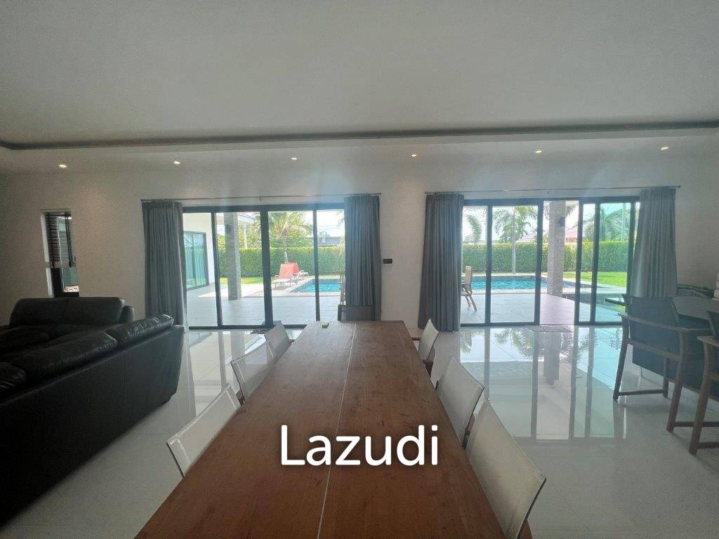 THE CLOUDS 1 : Quality 3 bed pool villa