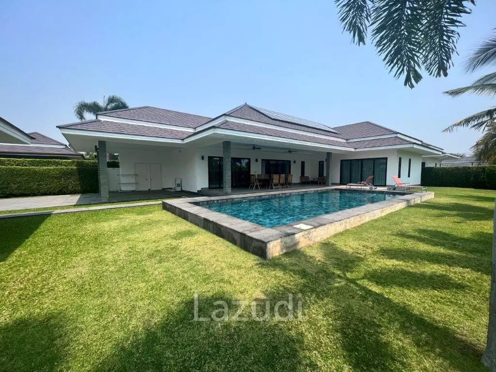 THE CLOUDS 1 : Quality 3 bed pool villa