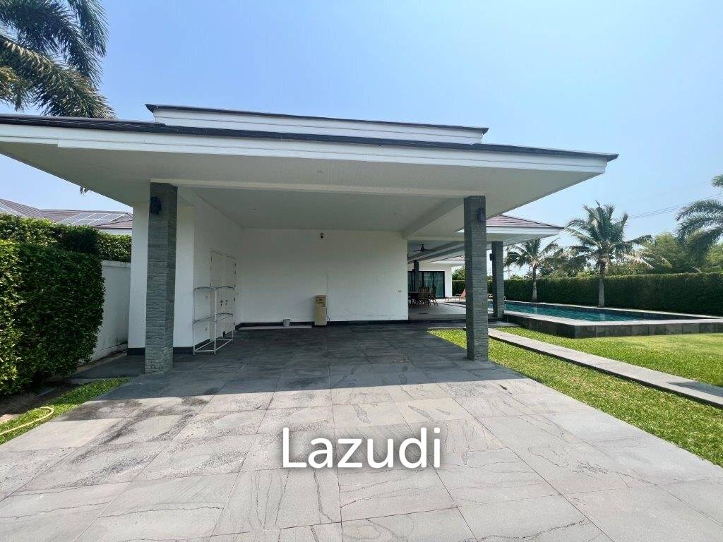 THE CLOUDS 1 : Quality 3 bed pool villa