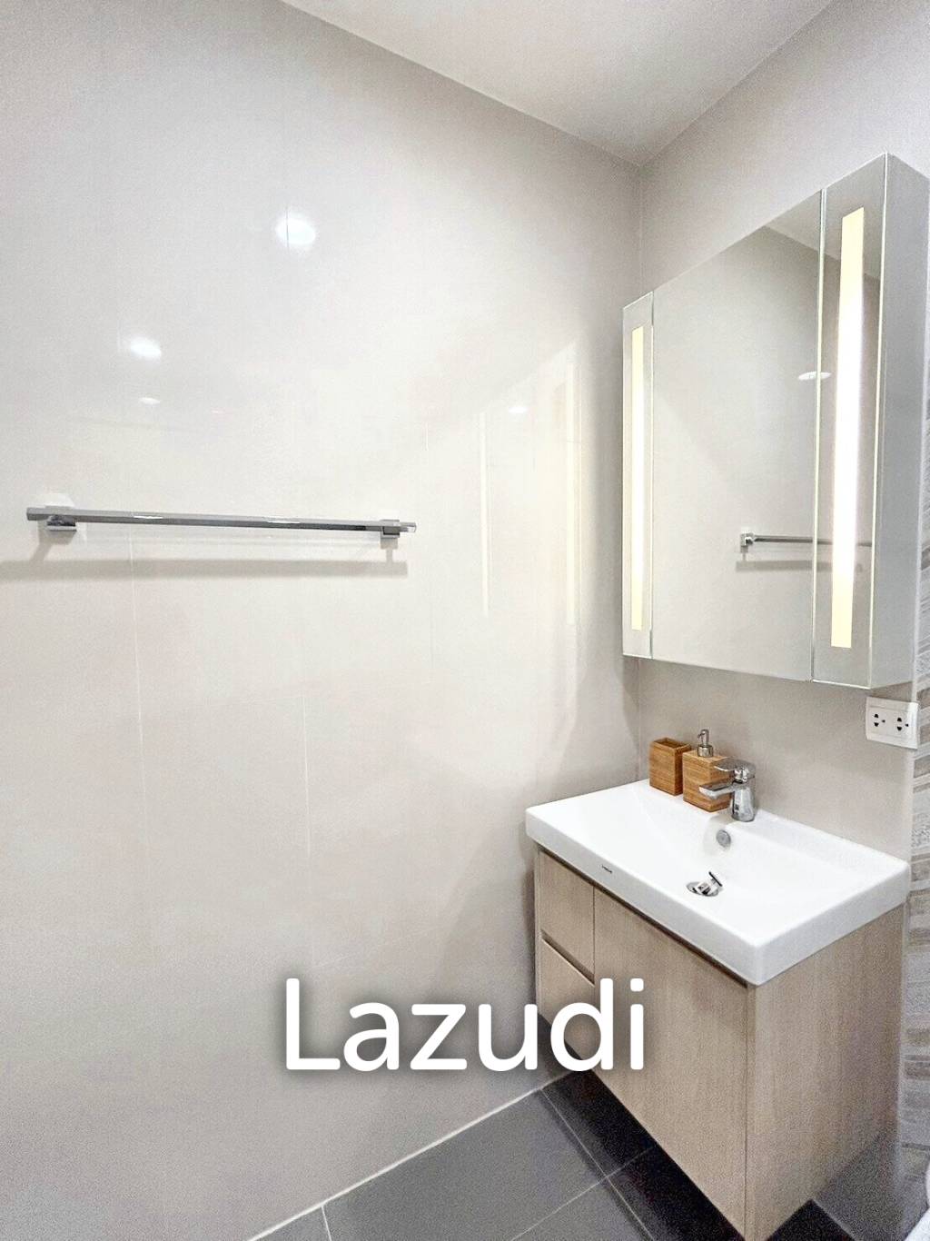1 Bed 1 Bath 26 SQ.M OKA HAUS Sukhumvit 36