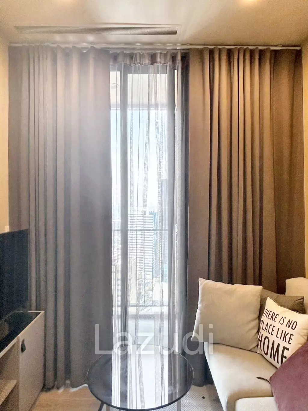 1 Bed 1 Bath 26 SQ.M OKA HAUS Sukhumvit 36