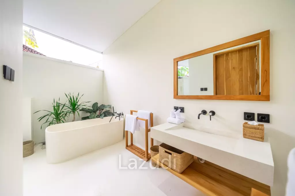 MODERN 4-BEDROOM VILLA IN SEMINYAK, CLOSE TO DOUBLE SIX BEACH