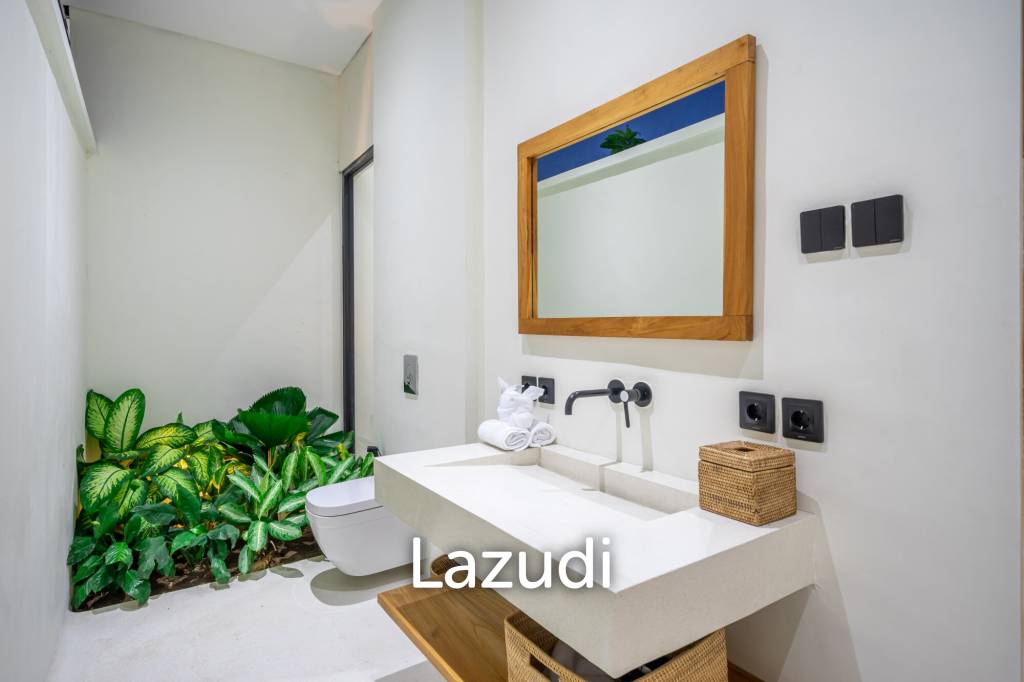 MODERN 4-BEDROOM VILLA IN SEMINYAK, CLOSE TO DOUBLE SIX BEACH